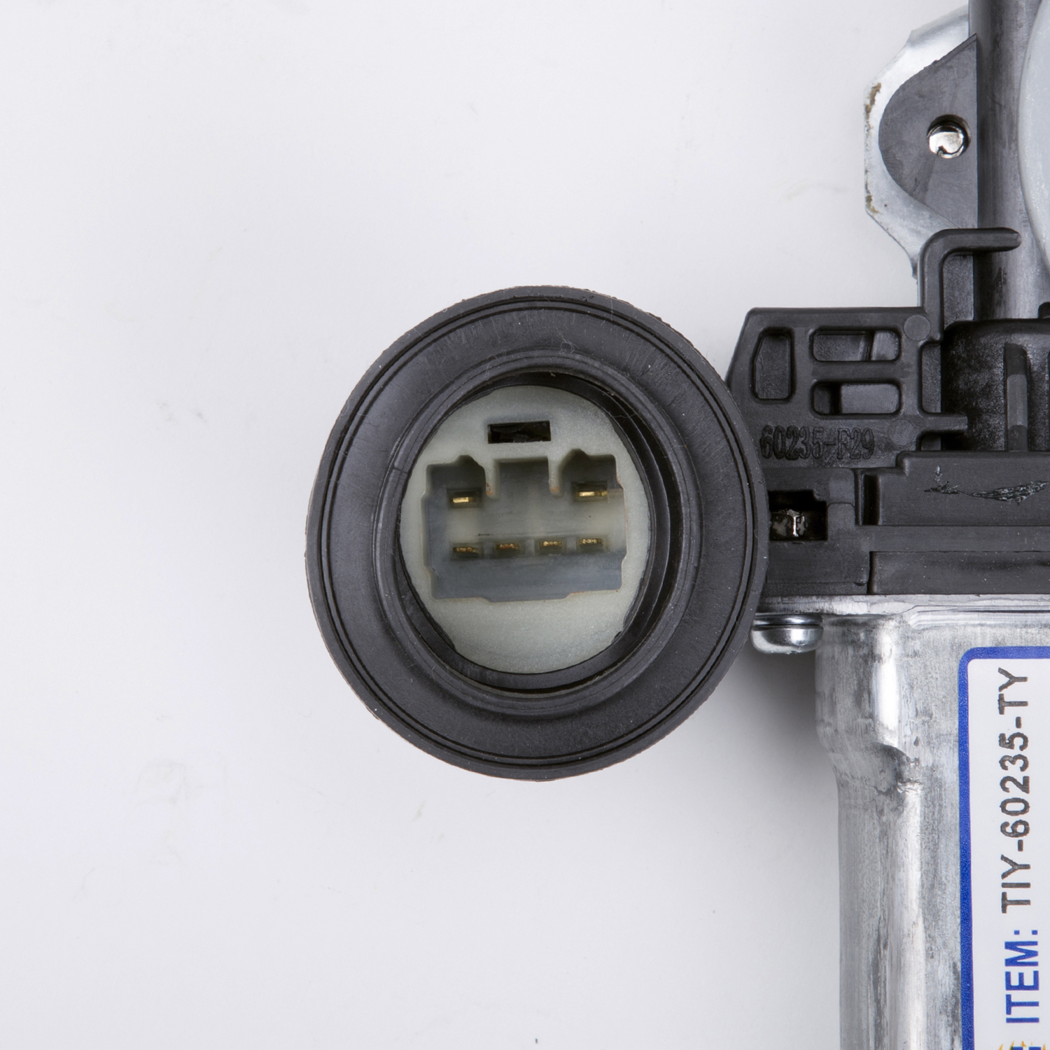 TO1350200 (TYC 660402)