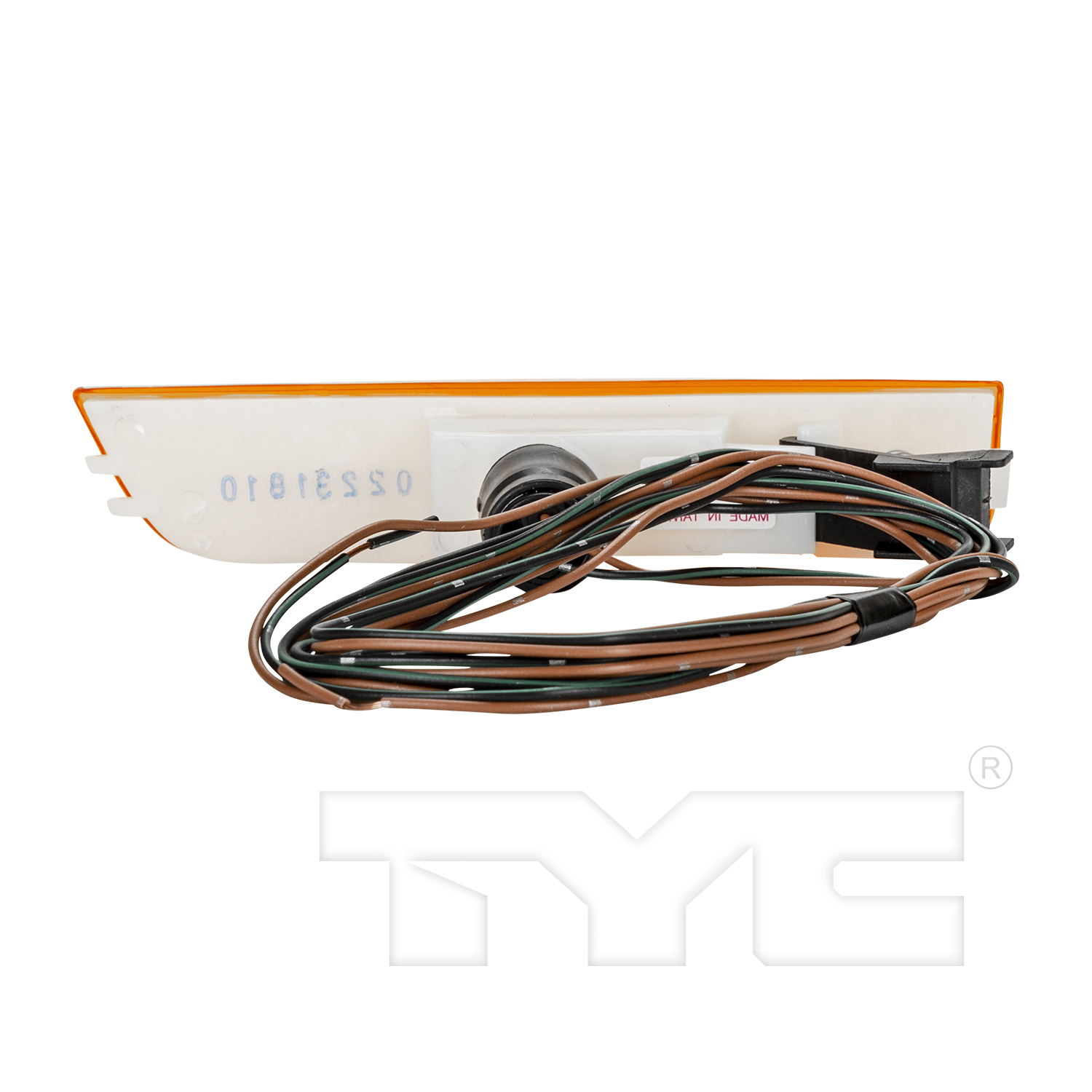 Defensa (parachoques) delantera izquierda nueva de reemplazo (aftermarket) Volkswagen Passat 2001-2005