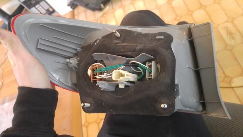 Calavera (luz trasera) derecha usada original (OEM) Toyota Corolla 2011-2013