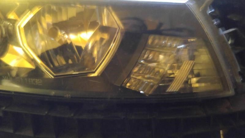 Right headlamp assembly composite used genuine OEM Honda Accord 2008-2010