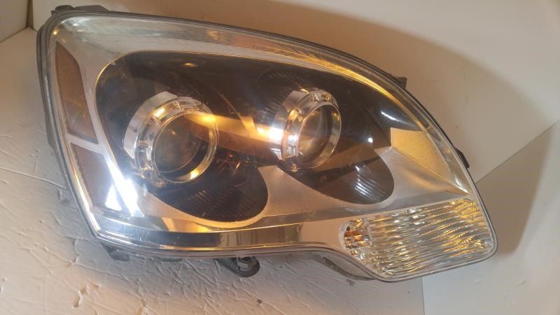 Faro usado original (OEM) General Motors Acadia 2007-2012