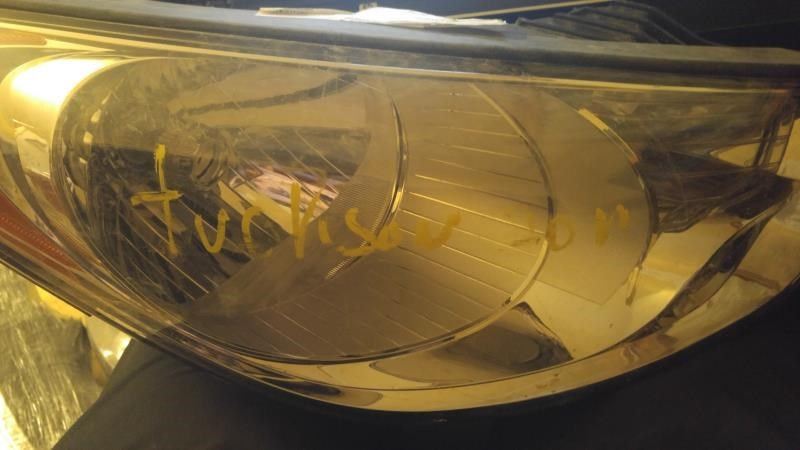 Right headlamp assembly composite used genuine OEM Hyundai Tucson 2010-2013