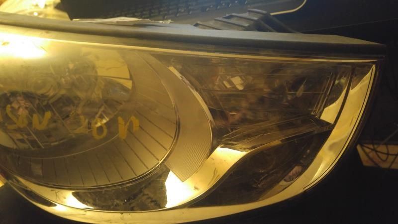 Right headlamp assembly composite used genuine OEM Hyundai Tucson 2010-2013