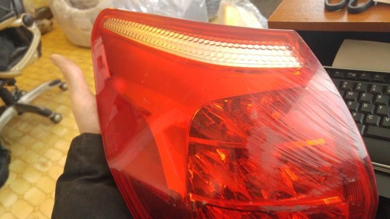 Calavera (luz trasera) izquierda usada original (OEM) Toyota RAV4 2006-2008