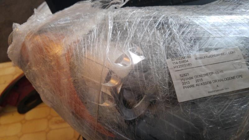 Right headlamp assembly composite used genuine OEM Hyundai Genesis Coupe 2010-2012
