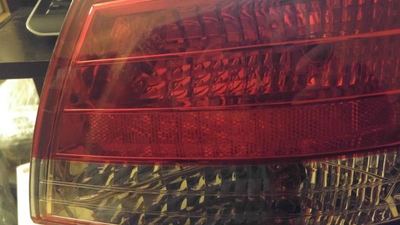 Calavera (luz trasera) derecha usada original (OEM) Hyundai Sonata 2008-2010