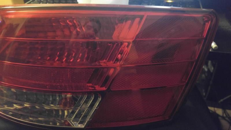 Calavera (luz trasera) derecha usada original (OEM) Hyundai Sonata 2008-2010