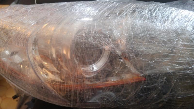 Right headlamp lens/housing used genuine OEM Mazda 3 2010-2013