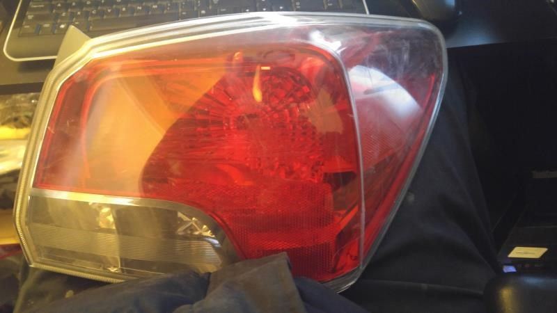 Calavera (luz trasera) derecha usada original (OEM) Subaru Impreza 2012-2013