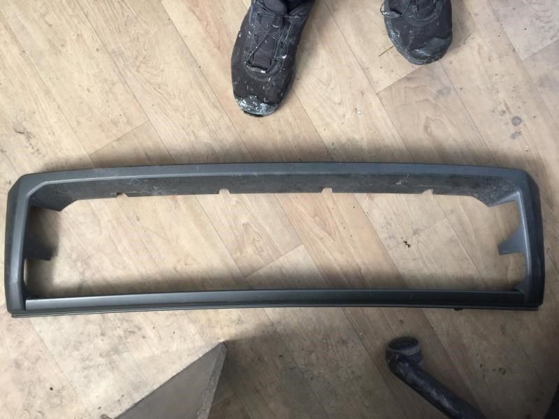 Parrilla usada original (OEM) Toyota Land Cruiser 2005-2007