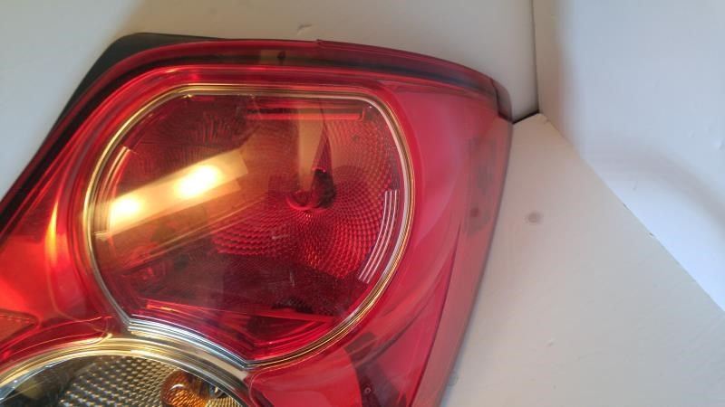 Calavera (luz trasera) usada original (OEM) Chevrolet Sonic 2012-2016