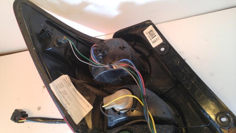 Calavera (luz trasera) usada original (OEM) Chevrolet Sonic 2012-2016