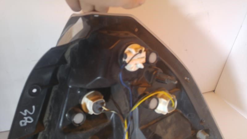 Calavera (luz trasera) usada original (OEM) Chevrolet Aveo 2004-2008
