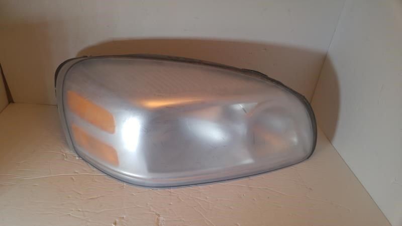 Right headlamp assembly composite used genuine OEM Chevrolet Uplander 2005-2009
