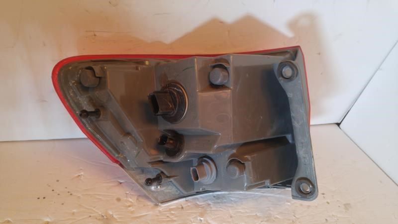 Right taillamp assembly outer used genuine OEM Jeep Grand Cherokee 2014-2021
