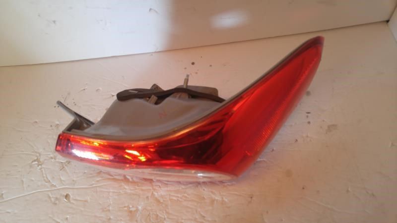 Calavera (luz trasera) derecha usada original (OEM) Toyota Corolla 2011-2013