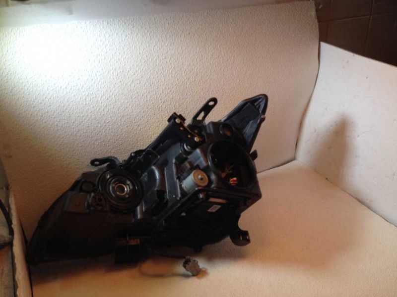 Faro derecho usado original (OEM) Lexus RX350 2007-2009