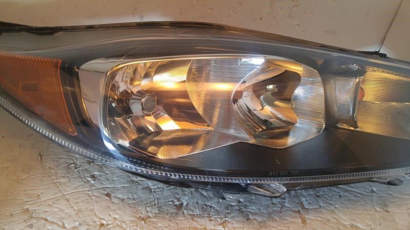 Right headlamp assembly composite used genuine OEM Ford Fiesta 2012-2013