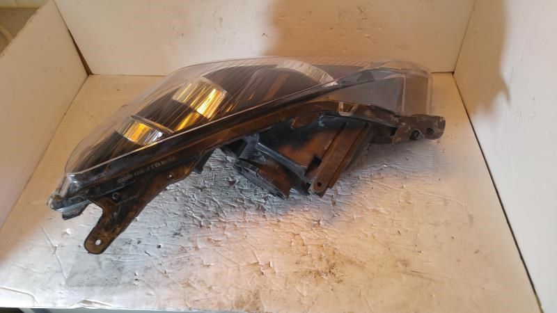 Headlamp Assembly used genuine OEM