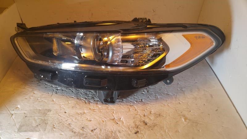 Faro izquierdo usado original (OEM) Ford Fusion 2013-2016
