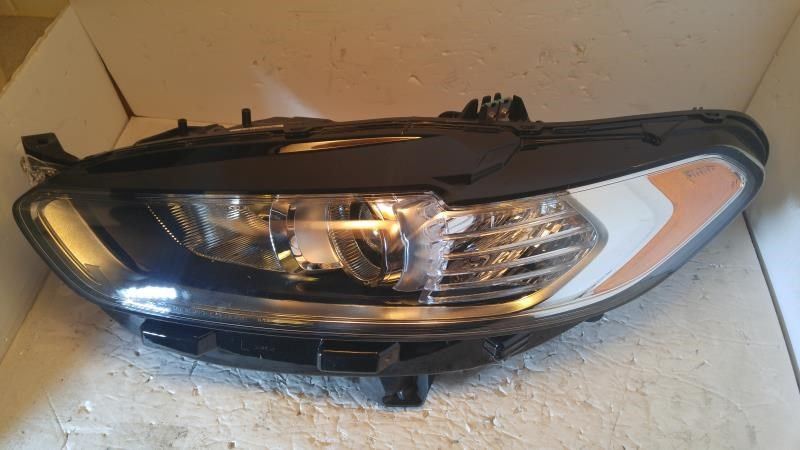 Left headlamp assembly composite used genuine OEM Ford Fusion 2013-2016