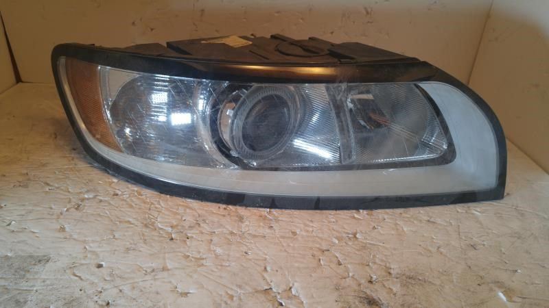 Faro usado original (OEM) Volvo Volvo 40 Series 2008-2011