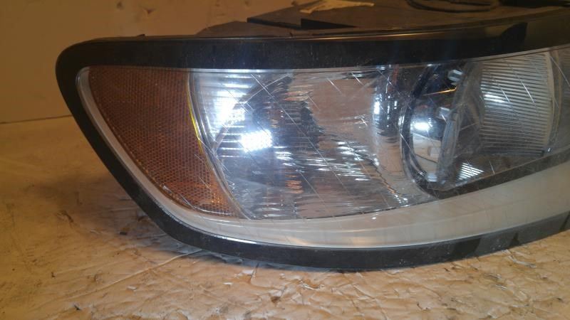 Faro usado original (OEM) Volvo Volvo 40 Series 2008-2011