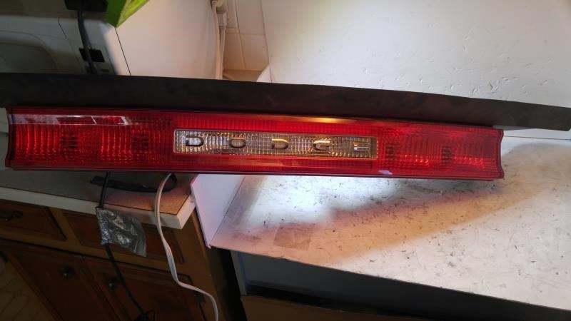 Calavera (luz trasera) usada original (OEM) Dodge Challenger 2008-2014