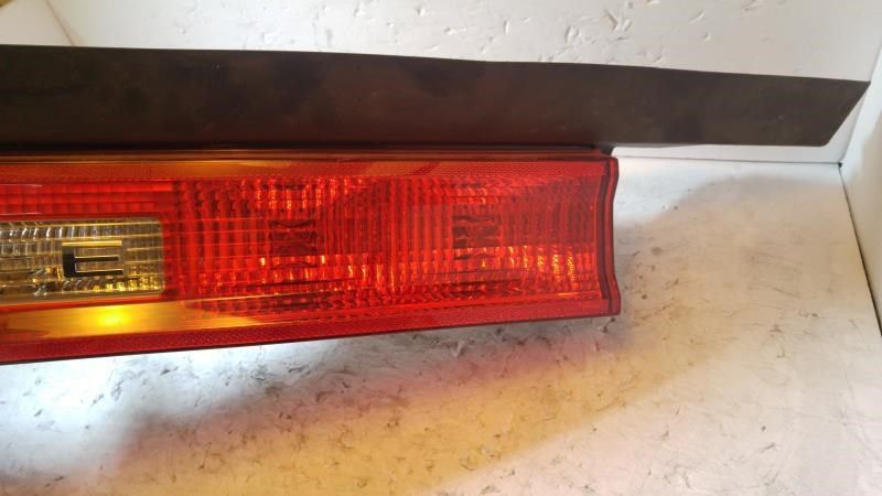 Calavera (luz trasera) usada original (OEM) Dodge Challenger 2008-2014