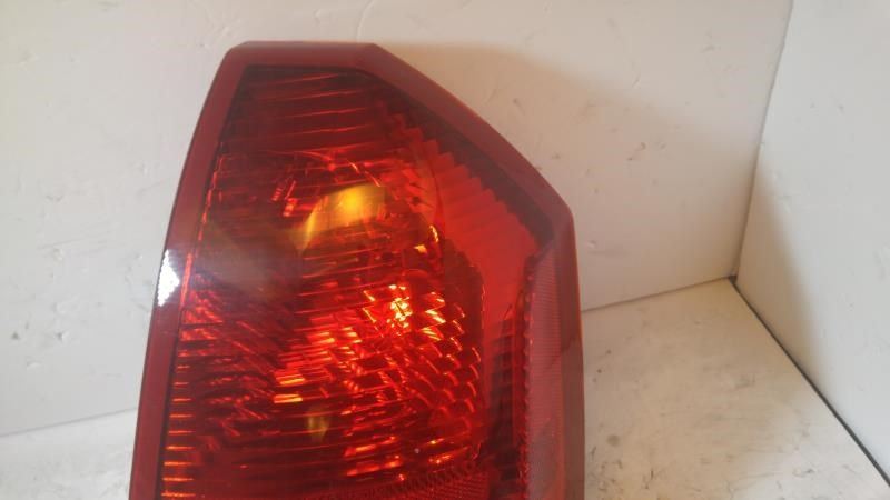Calavera (luz trasera) usada original (OEM) Chrysler 300 2005-2007