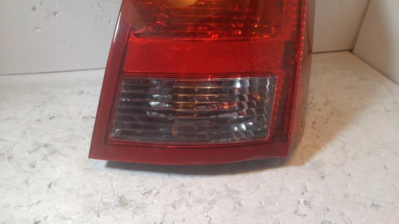 Calavera (luz trasera) usada original (OEM) Chrysler 300 2005-2007