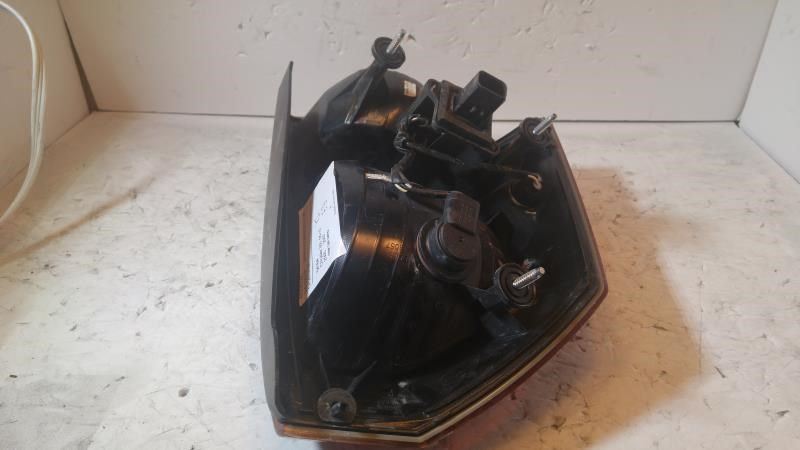 Calavera (luz trasera) usada original (OEM) Chrysler 300 2005-2007