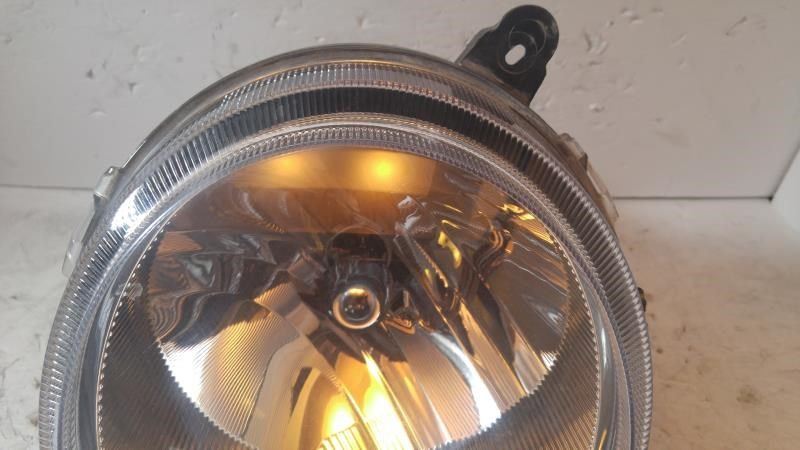Faro usado original (OEM) Jeep Patriot 2007-2017