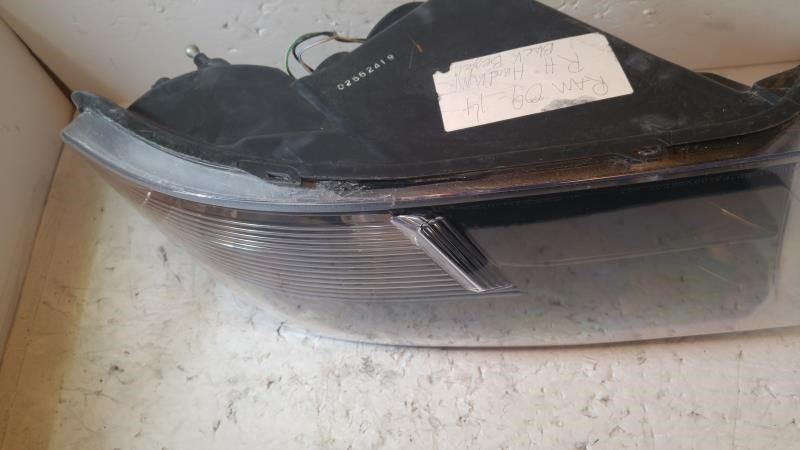 Faro usado original (OEM) Dodge Dodge 1500 Pickup 2009-2012