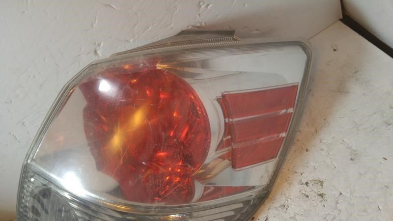 Calavera (luz trasera) derecha usada original (OEM) Toyota Matrix 2005-2008