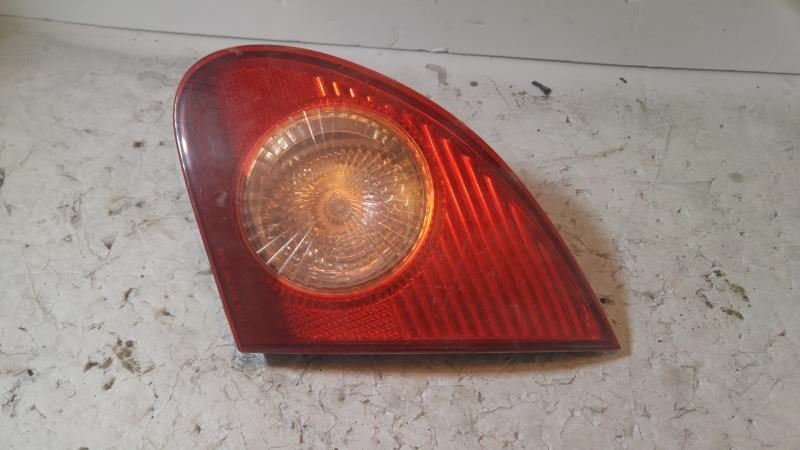 Calavera (luz trasera) derecha usada original (OEM) Toyota Corolla 2003-2008