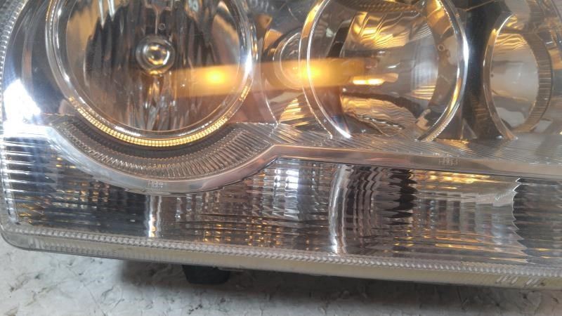 Faro derecho usado original (OEM) Chrysler 300 2009-2010