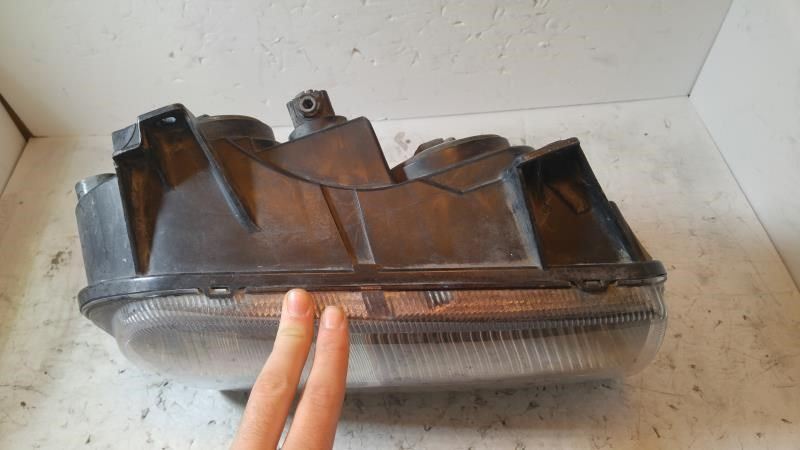 Faro derecho usado original (OEM) Chrysler 300 2009-2010