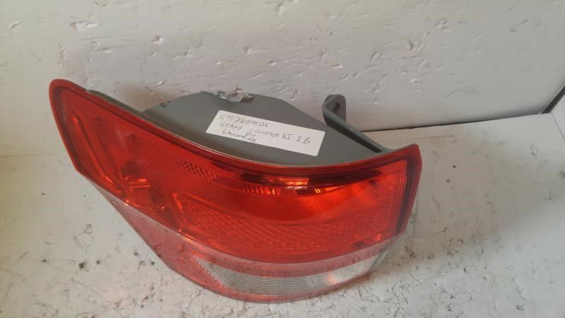 Tail Lamp used genuine OEM Jeep Grand Cherokee 2011-2013