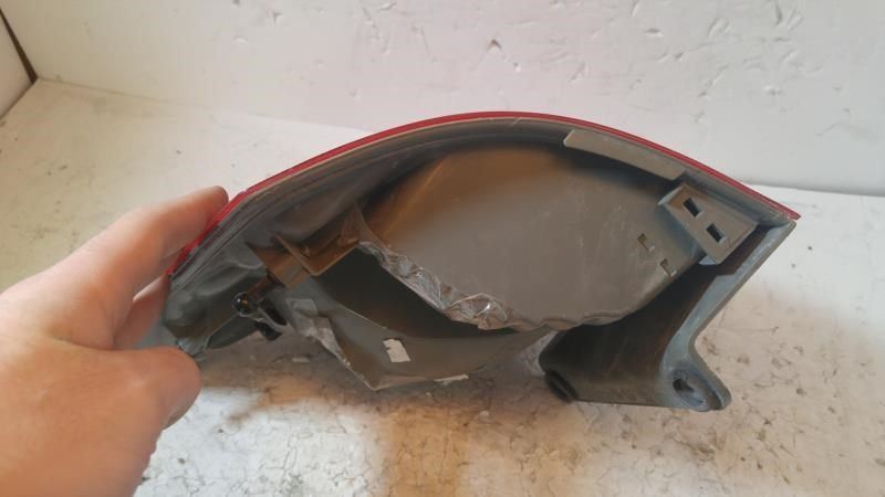 Tail Lamp used genuine OEM Jeep Grand Cherokee 2011-2013