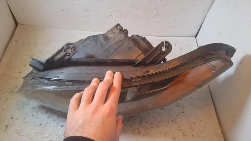 Faro izquierdo usado original (OEM) KIA Soul 2010-2011