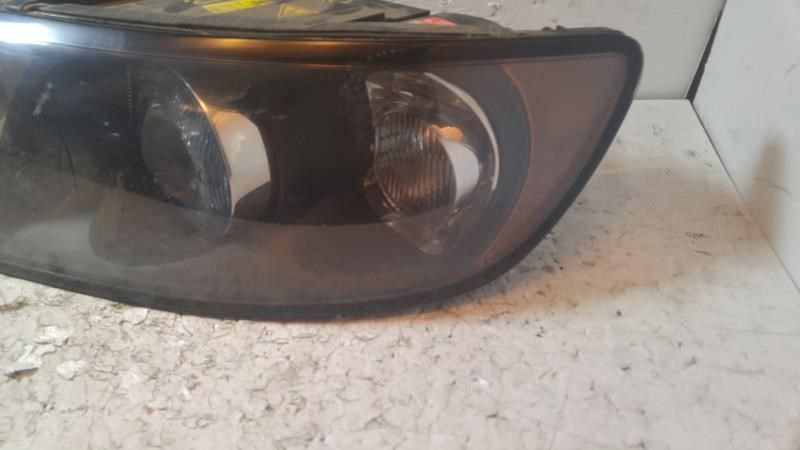 Headlamp Assembly used genuine OEM Volvo S40 2004-2007