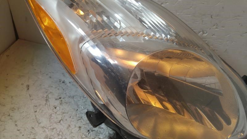 Right headlamp assembly composite used genuine OEM Toyota Yaris 2006-2008