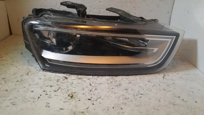 Faro usado original (OEM) Audi Q3 2015