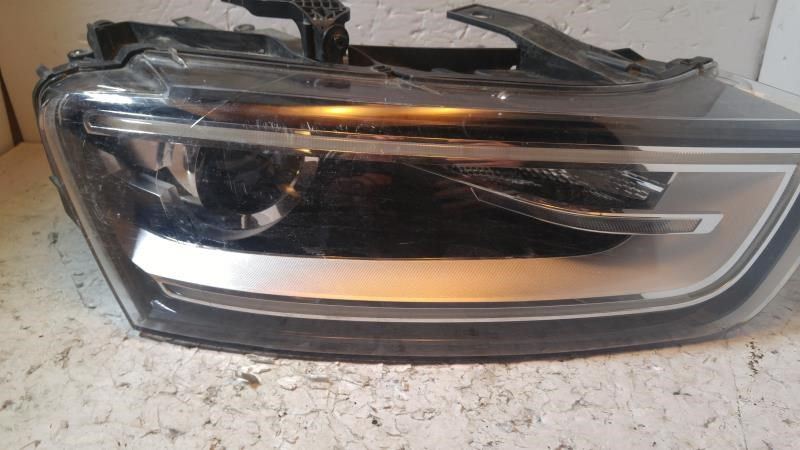 Faro usado original (OEM) Audi Q3 2015