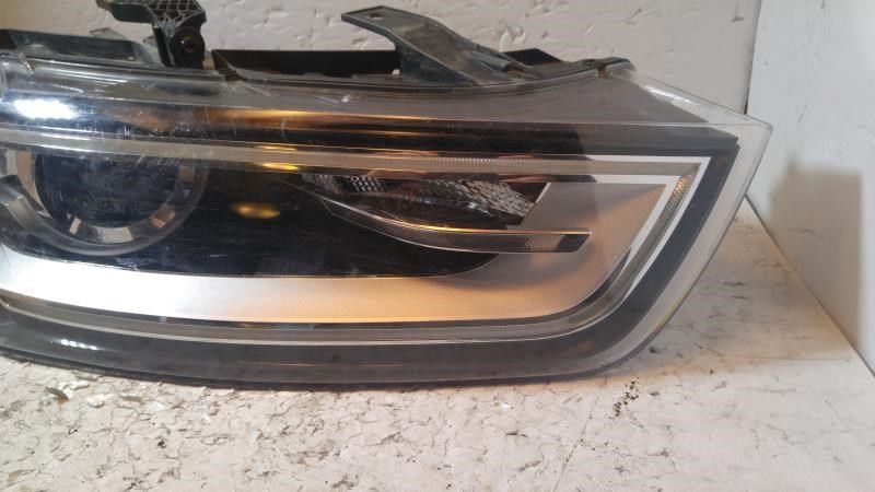 Faro usado original (OEM) Audi Q3 2015