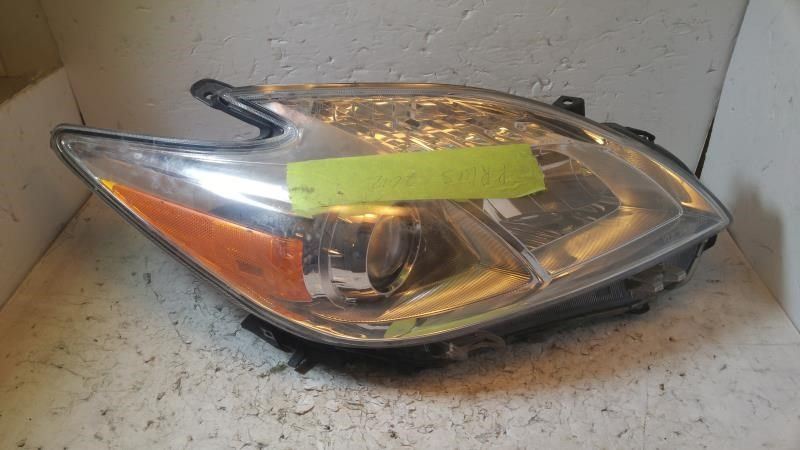 Right headlamp lens/housing used genuine OEM Toyota Prius 2012-2015