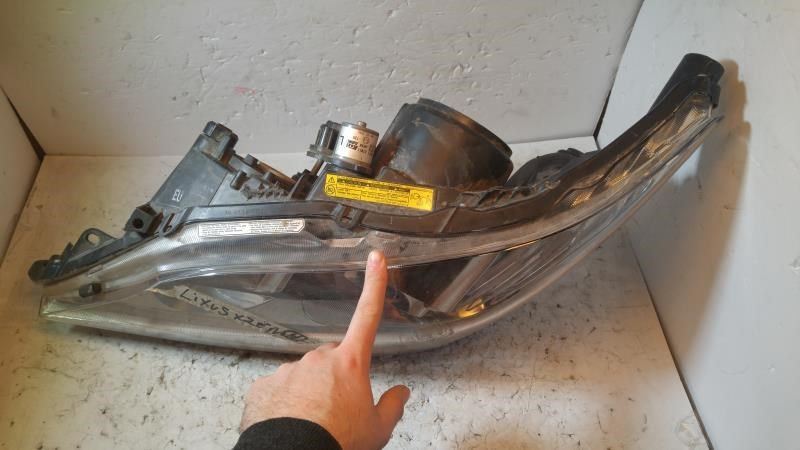 Faro izquierdo usado original (OEM) Lexus ES350 2012