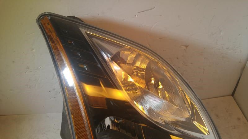 Faro derecho usado original (OEM) Nissan Sentra 2010-2012