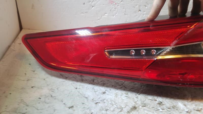 Feu arrière droit usagé d'origine (OEM) KIA Optima 2011-2013 (Right taillamp assembly outer)